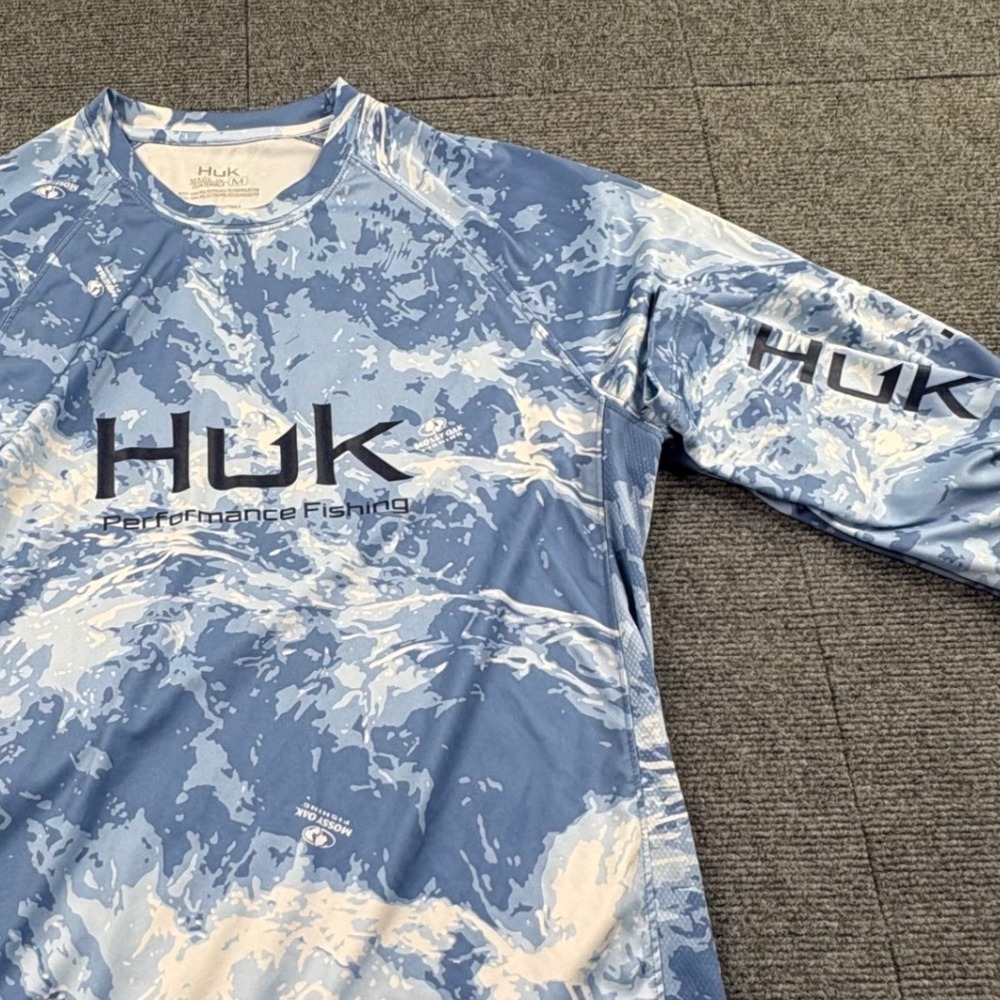 Huk Performance Fishing Mens Medium Blue Mossy Oak Elements Long Sleeve Shirt